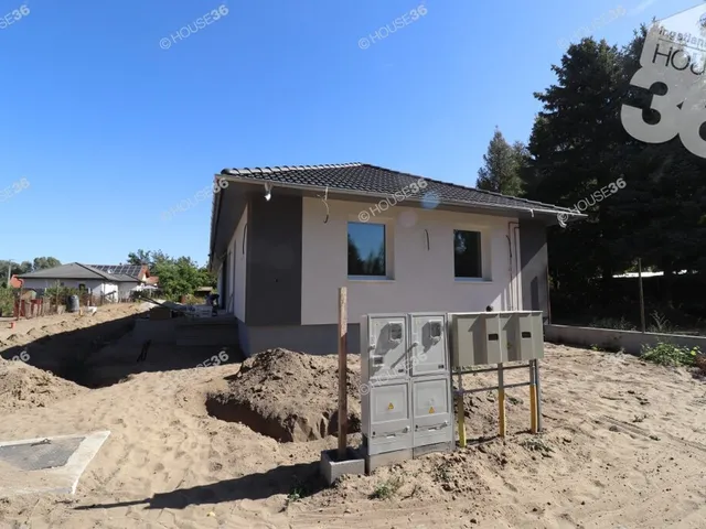 Eladó ház Kecskemét 65 nm