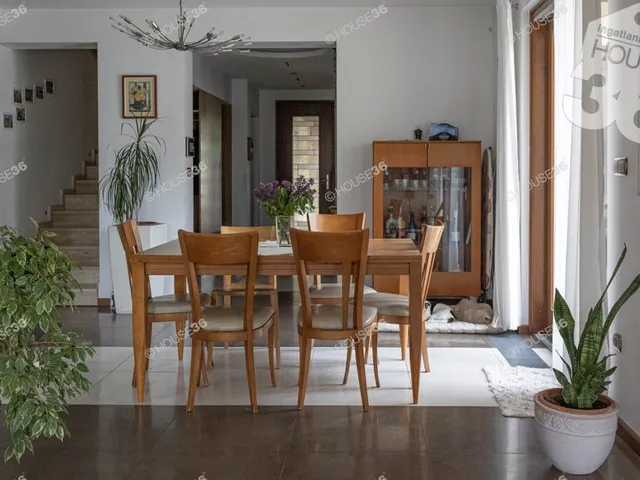 Eladó ház Kiskunfélegyháza 210 nm
