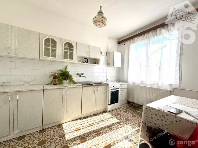 Eladó ház Kecskemét 100 nm