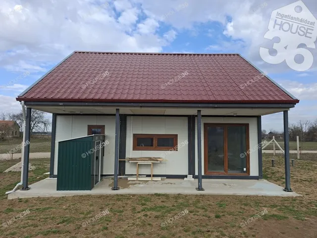 Eladó ház Fülöpjakab 54 nm