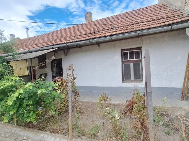Eladó ház Kiskunfélegyháza 33 nm