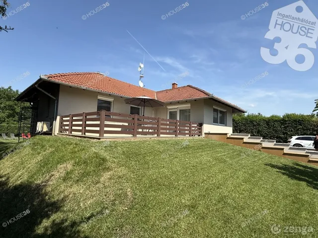 Eladó ház Kecskemét 130 nm