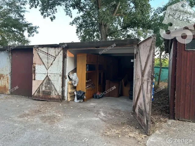 Eladó garázs Kecskemét, Szolnokihegy 14 nm