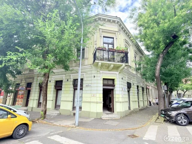 Eladó kereskedelmi és ipari ingatlan Kecskemét 140 nm