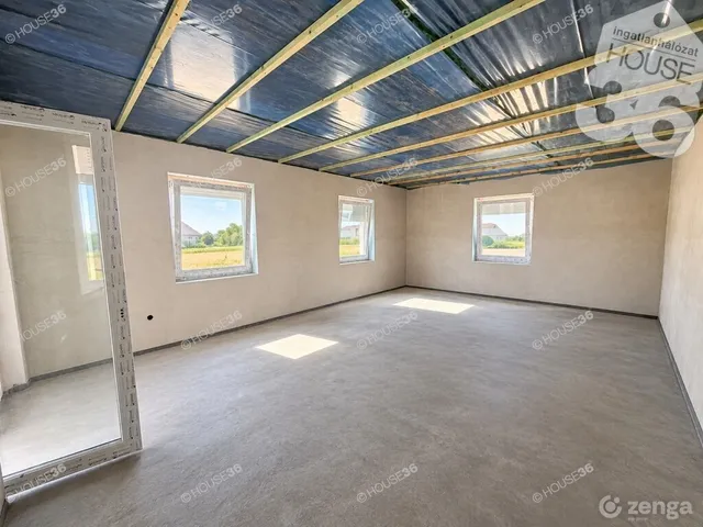 Eladó ház Kunszállás 98 nm