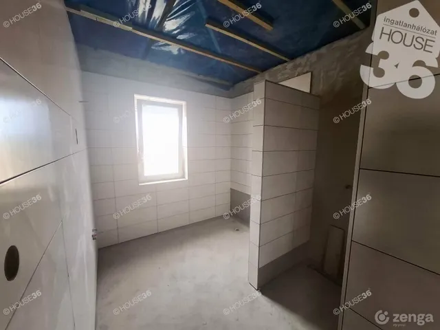Eladó ház Kunszállás 98 nm