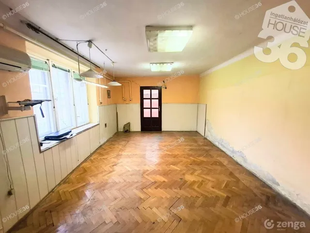 Eladó ház Kecskemét, Belváros 98 nm