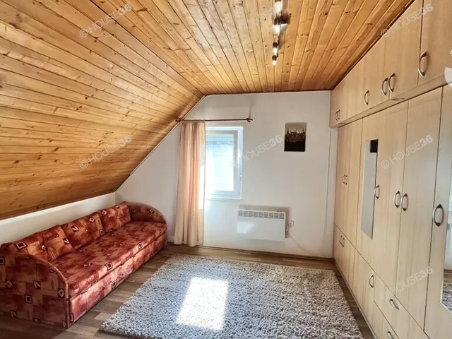 Eladó ház Kecskemét, Katonatelep 138 nm