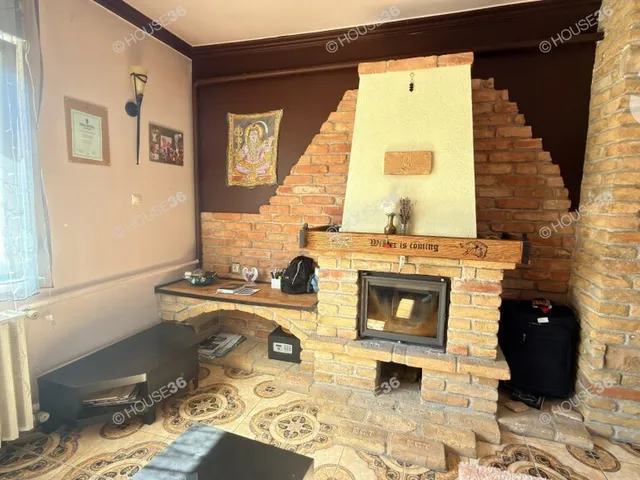 Eladó ház Izsák 196 nm