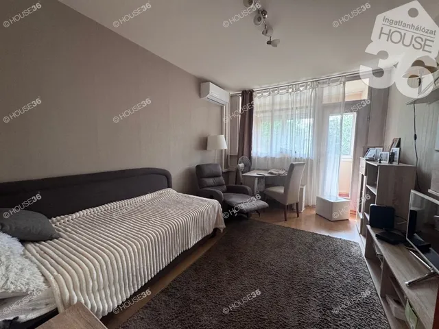 Eladó lakás Budapest III. kerület, Aranyhegy 66 nm