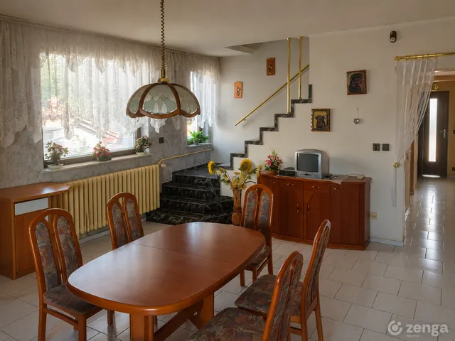 Eladó ház Budapest XVIII. kerület, Hatar ut 25 207 nm