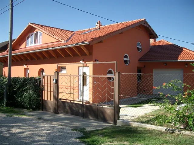 Eladó ház Diósd, Alsó- és Felsőgazdagdűlő 156 nm