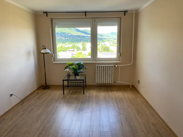 Kiadó lakás Budapest III. kerület, Kaszásdűlő 50 nm