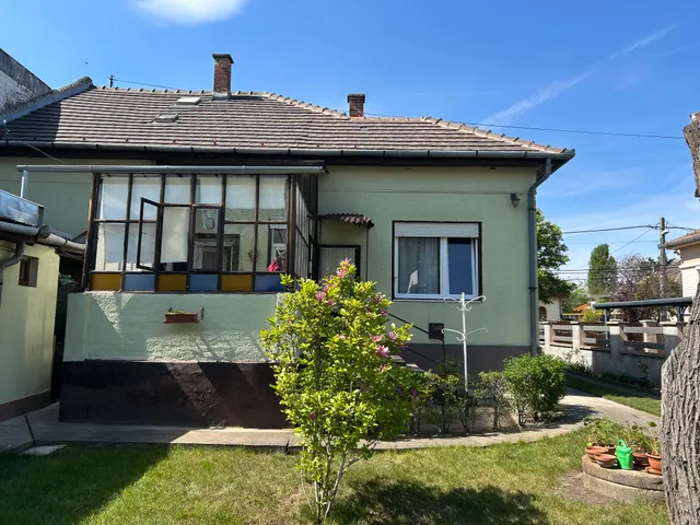 Eladó ház Budapest XVIII. kerület, Liptáktelep 104 nm