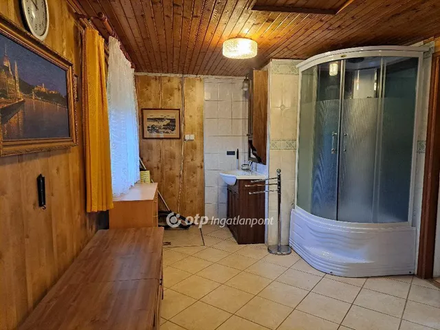 Eladó ház Mogyoród 27 nm