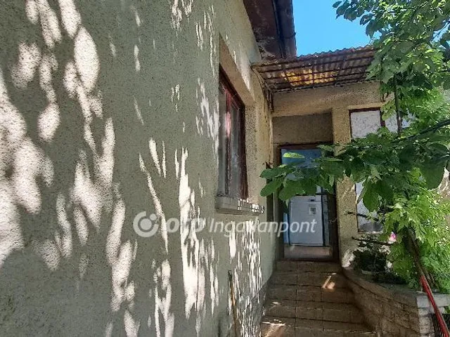 Eladó ház Pomáz 150 nm