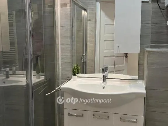 Eladó lakás Budapest V. kerület 45 nm