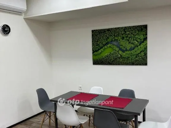 Eladó lakás Budapest V. kerület 45 nm