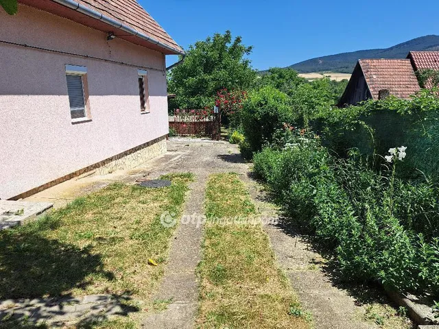 Eladó ház Nagybörzsöny 74 nm