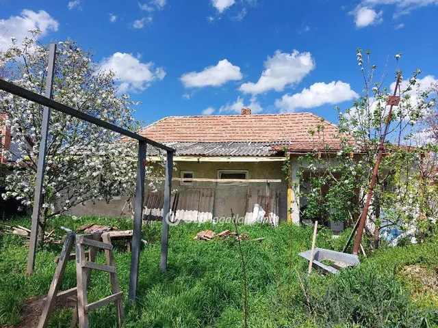 Eladó ház Szegvár 74 nm