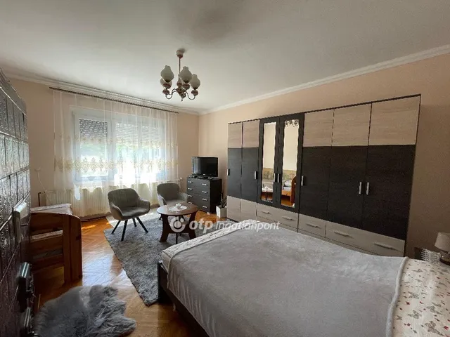 Eladó ház Csanytelek 170 nm