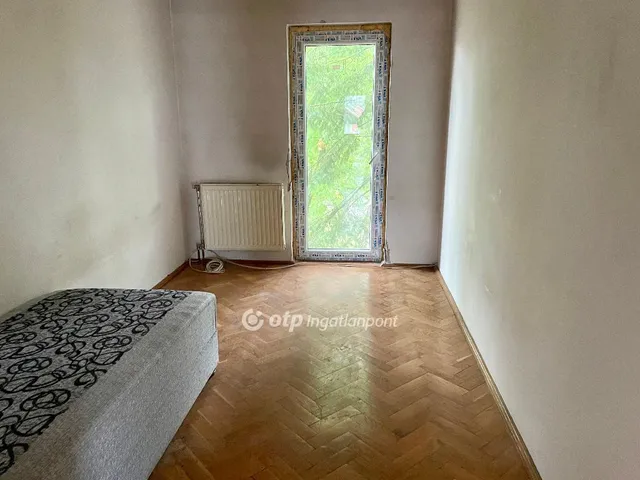 Eladó lakás Budapest XV. kerület 131 nm