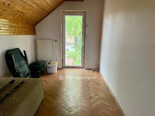 Eladó lakás Budapest XV. kerület 131 nm