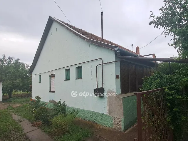 Eladó ház Mezőkovácsháza 61 nm