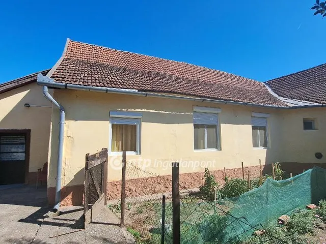 Eladó ház Mezőkovácsháza 109 nm