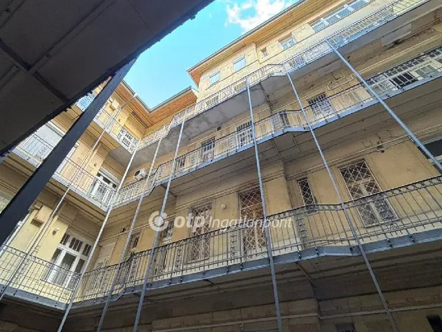 Eladó lakás Budapest V. kerület 46 nm