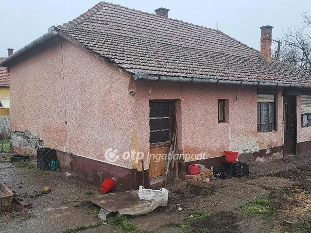 Eladó ház Csanytelek 87 nm