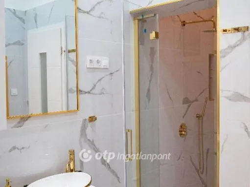 Eladó lakás Budapest VI. kerület 36 nm