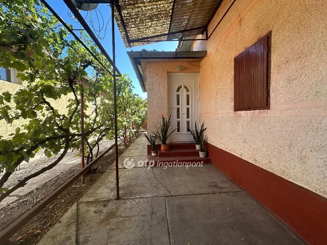 Eladó ház Kunágota 115 nm