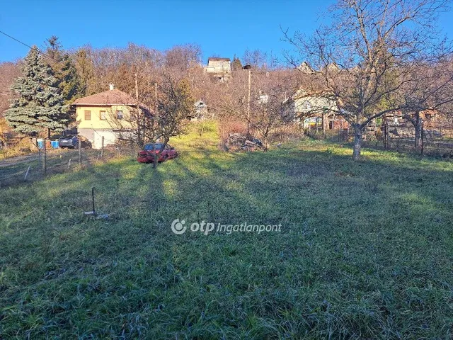 Eladó telek Kerepes 1855 nm