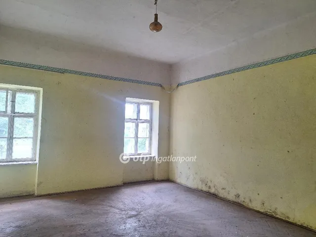 Eladó lakás Mezőhegyes 71 nm