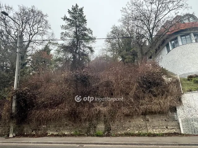 Eladó telek Budapest II. kerület, Remetekertváros 1182 nm