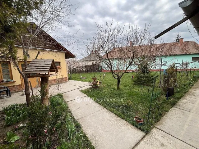 Eladó ház Szentes 69 nm