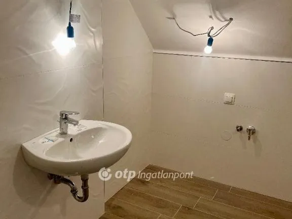 Eladó lakás Budapest VIII. kerület 74 nm