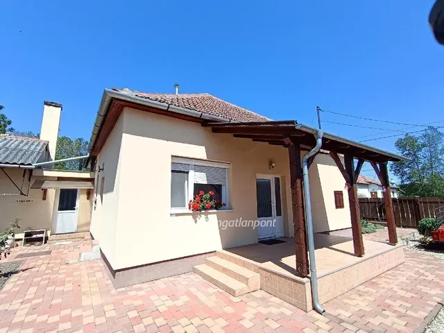 Eladó ház Derekegyház 96 nm