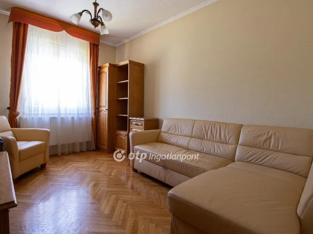 Eladó ház Székesfehérvár 175 nm