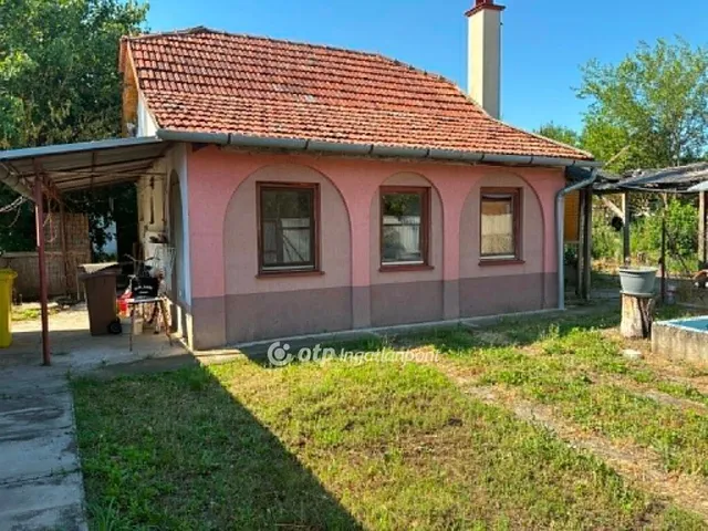 Eladó ház Mezőkovácsháza 49 nm