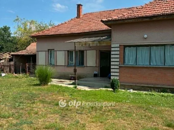 Eladó ház Mezőkovácsháza 96 nm