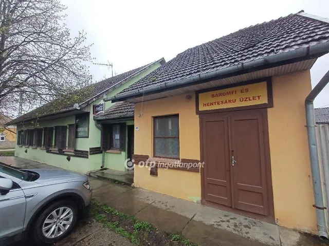 Eladó kereskedelmi és ipari ingatlan Tótkomlós 205 nm