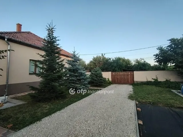 Eladó ház Szentes 99 nm