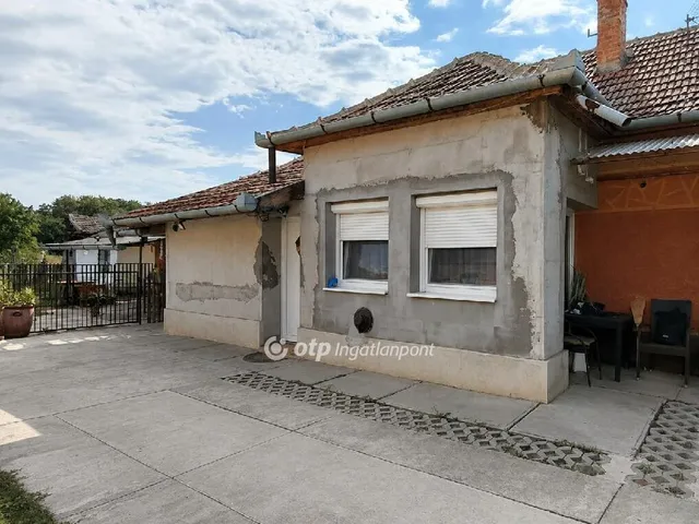 Eladó ház Csanádapáca 70 nm