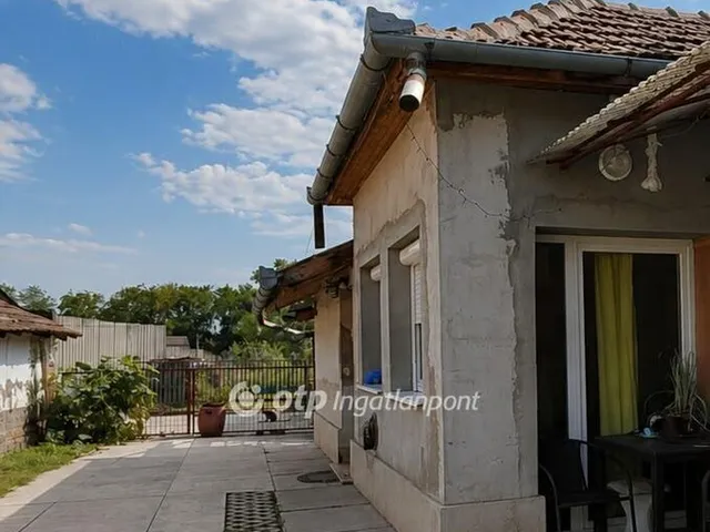 Eladó ház Csanádapáca 70 nm