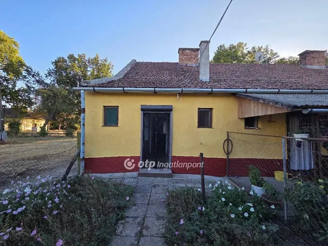 Eladó lakás Mezőhegyes 39 nm