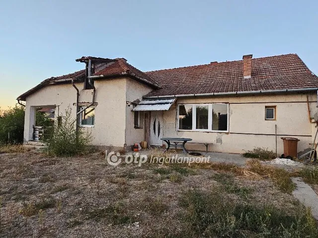 Eladó ház Csongrád 120 nm