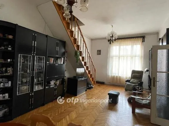 Eladó lakás Budapest XI. kerület 135 nm