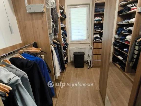 Eladó ház Solymár 320 nm